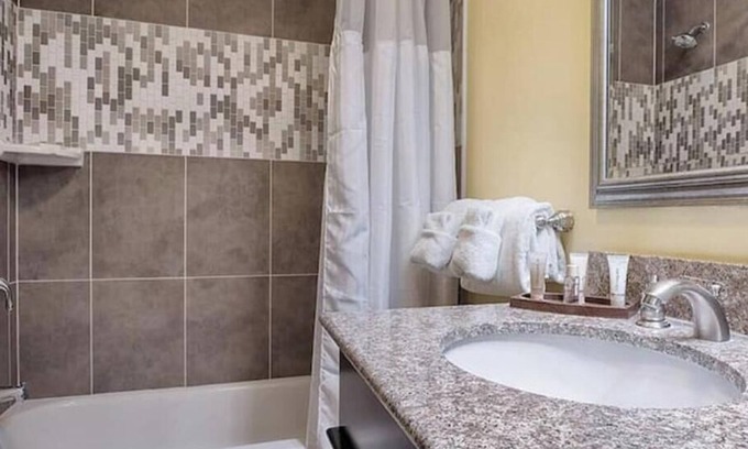Williamsburg Apartment | 2-bedroom suite in Williamsburg, VA