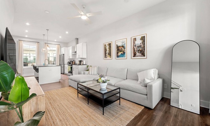 Chosewood Park House | 2-Bedroom Townhouse in Atlanta Near Airport, Downtown, Beltline, and More