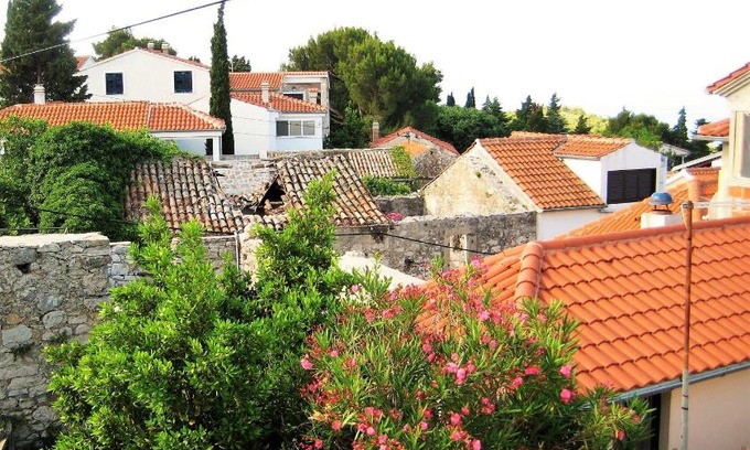 Susica Apartment | 2 bedrooms appartement at Murter 500 m away from the beach with sea view balcony and wifi