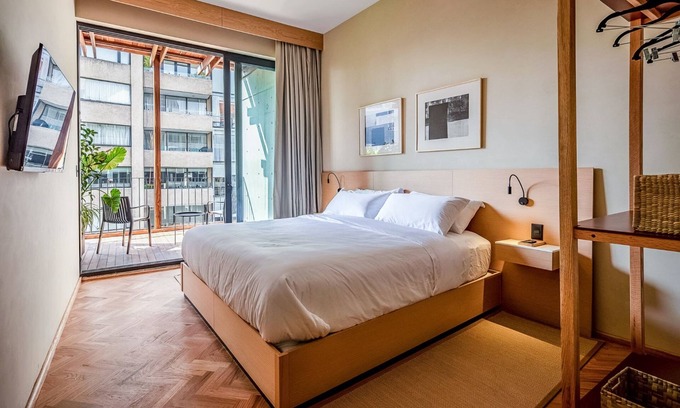 Miguel Hidalgo House | 2 BR Master Suite w/Terrace in Polanco-México City
