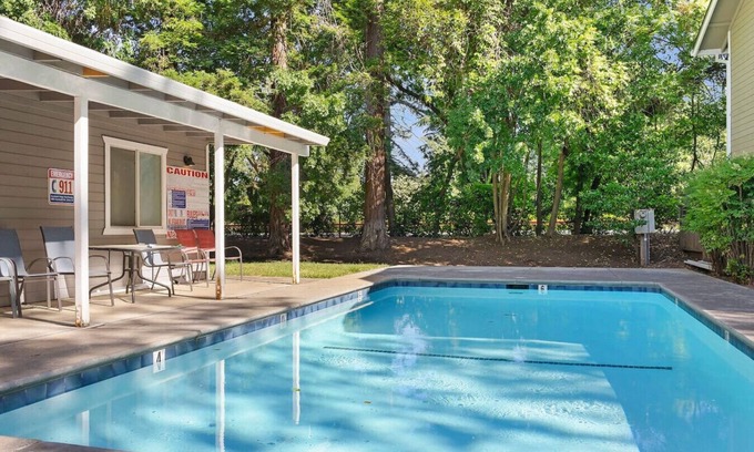 Chico House | 2 Connected Farmhouses w/Pool + BBQ