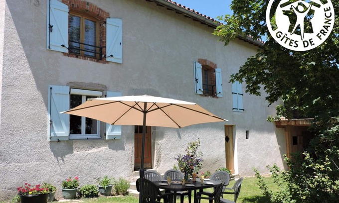 Pralong Cottage | 2-Epis Cottage in Pralong, 4 guests, modern and charming, free Internet