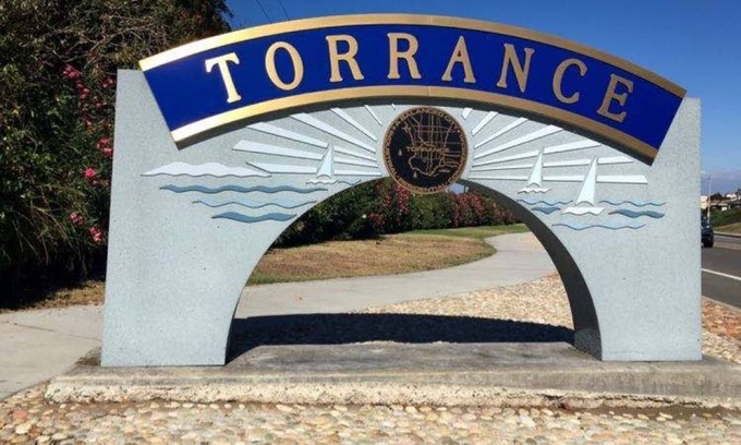 Torrance House | 2 Great Units for Families! Pool, Parking, Near Attractions