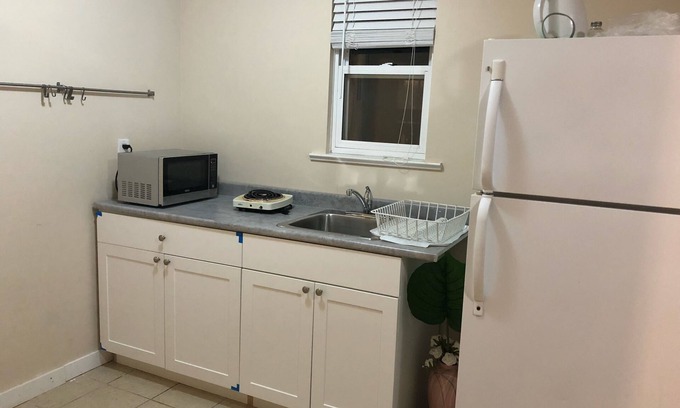 Riley Park Apartment | 2-Guest Unit Vancouver Convenient to Downtown