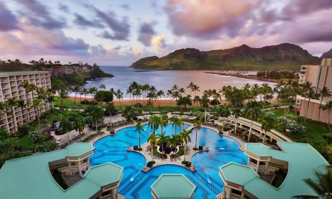 Lihue Hotel | 2 Large Rooms w/Ocean View! Close to Kauai Backcountry Adventures! Outdoor Pool