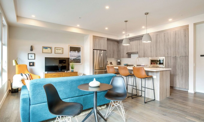 Highland Condo | 2 Mi to Downtown Denver: Modern Condo w/Balcony!