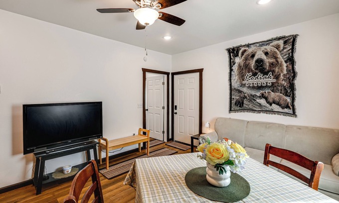 Fairbanks Apartment | < 2 Mi to Dtwn: Pet-Friendly Getaway in Fairbanks