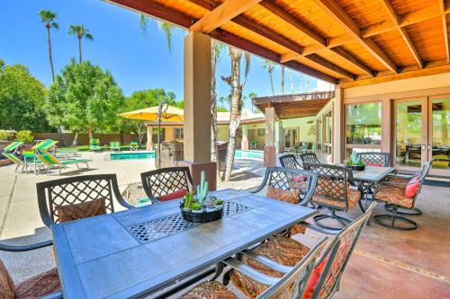 South Scottsdale Villa | 2 Mi to Old Town The Grand Palms Estate with Pool
