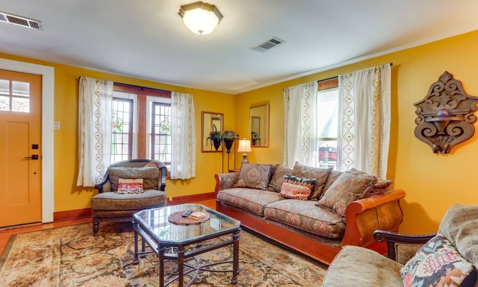 Fayetteville House | 2 Mi to UA: Central Fayetteville Home w/Patios