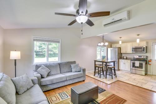 Shorewood-Tower Hills-Harbert Apartment | 2 Mi to Warren Dunes Sawyer Apartment with Deck!