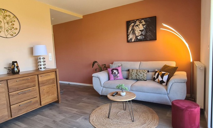 Concarneau Apartment | 2 mn walk from the white sand beach, apartment, garden and terrace, wifi