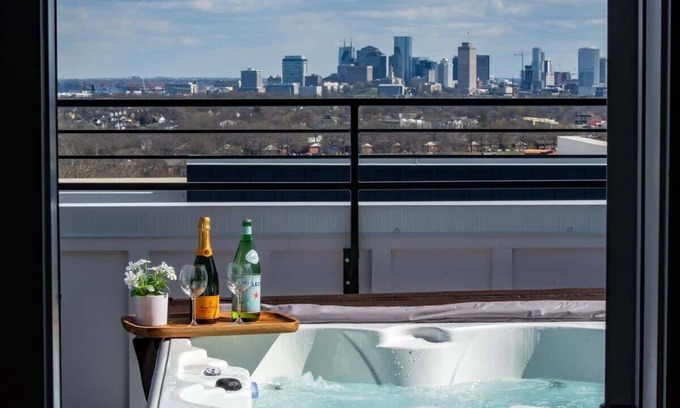 Nashville House | 2 Nashville Homes Relaxing Rooftop Patios