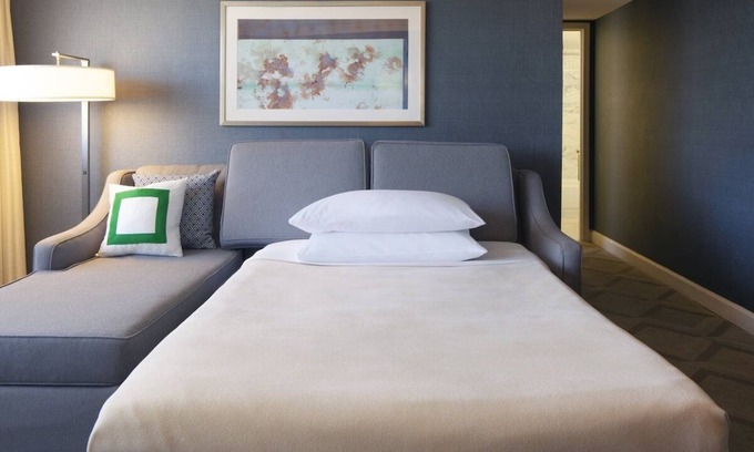 West End Hotel | 2 One Bedroom Suite Units! Pets Allowed, Near White House!