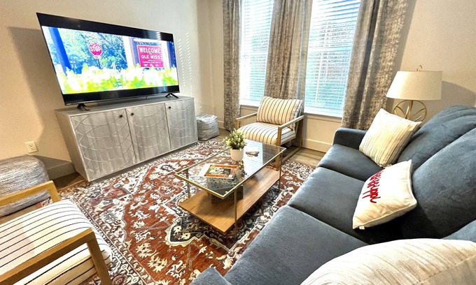 University Condo | 2 Parking Spaces - Walk to Campus & The Square!