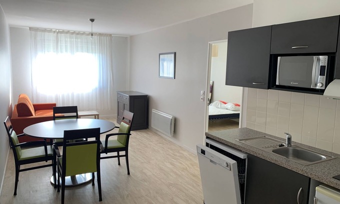 Centre Ville Rive Gauche Condo | 2 pièces moderne & spacieux, Quartier Flaubert