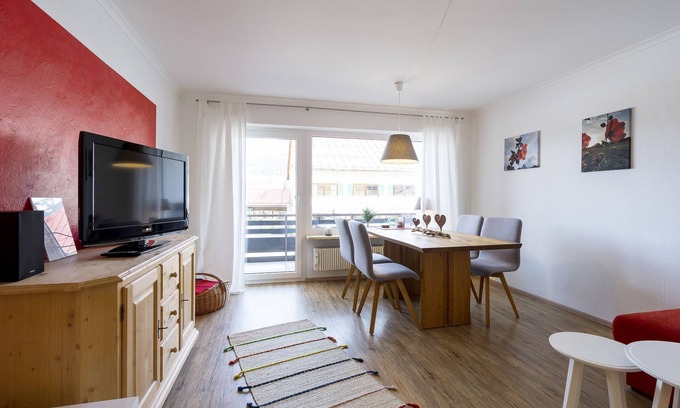 Verwaltungsgemeinschaft Hornergruppe Apartment | 2-raum-wohnung Rosenrot
