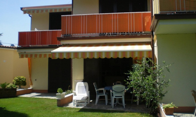 Pieve Vecchia Apartment | 2 room apartment, ground floor with terrace directly on the beach