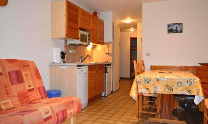 Le Chinaillon Apartment | 2-room cabin apartment, 300m from slopes/shops, cleaning incl., parking