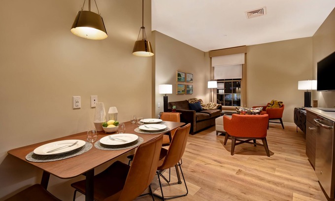 Downtown Portland Apartment | 2-room downtown home