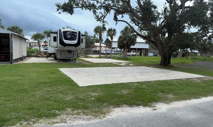 Horseshoe Beach RV Rental | 2 RV Canel spaces in Horseshoe Beach on concrete slabs Price is per space.