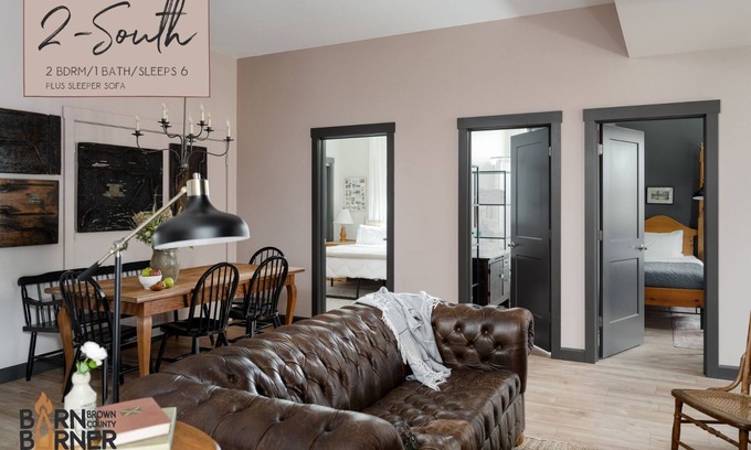 Nashville Apartment | 2-South: Cozy 2BR in Downtown Nashville, IN w/Rooftop Patio