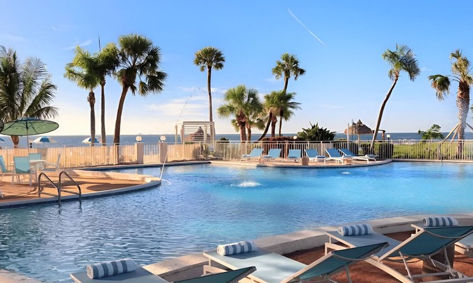 Pinellas Point Hotel | 2 Units | Coastal Getaway w/Balcony | Near Tropicana Field, Gulf Coast Serenity