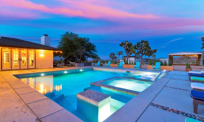 Joshua Tree House | 20 Acre Joshua Tree Pool/Spa Home, Sleeps 14 Game Room/Bball Court
