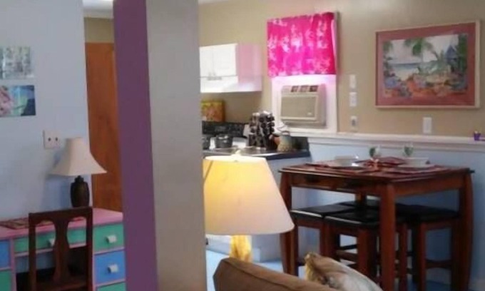 Landrum House | 20 min to Tryon Equestrian Nature Center. Pet friendly. CLEAN! Furnished.