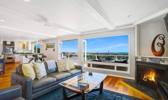 Ventura House | 20%Off Nov 13-16 Ocean Views/Great Reviews -HotTub