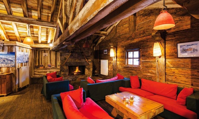 Les Saisies Apartment | 200m from ski slopes, fitness, swimming pool, balcony, tv, ski locker, 50m², Les Saisies