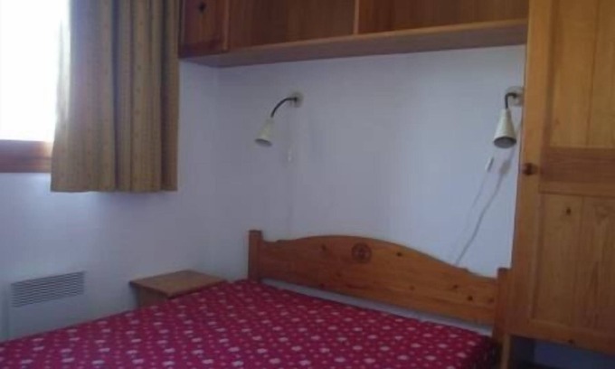 Saint-Etienne-en-Devoluy Apartment | 200m from ski slopes, 5th floor, balcony, tv, ski locker, 48m², Superdévoluy