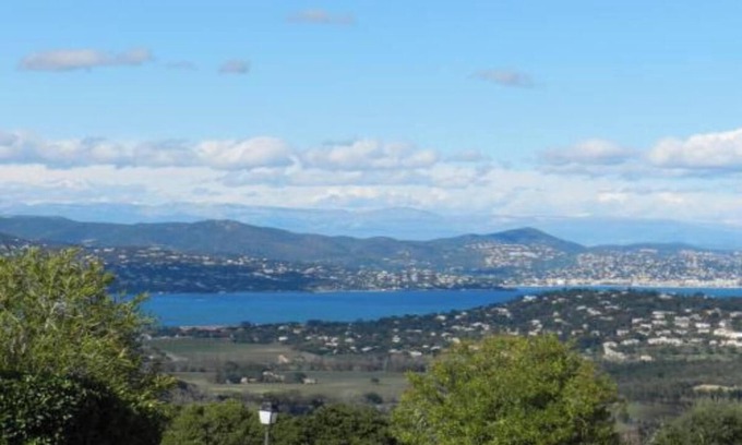 Ventabren Villa | 200M2 WOOD LUXURY VILLA WITH SPECTACULAR VIEWS & POOL NEAR AIX-EN-PROVENCE