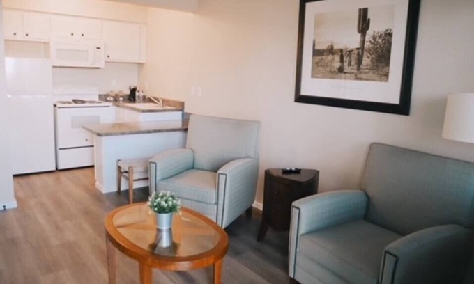 Mesa Apartment | 201 Cozy and stylish one bedroom apartment!