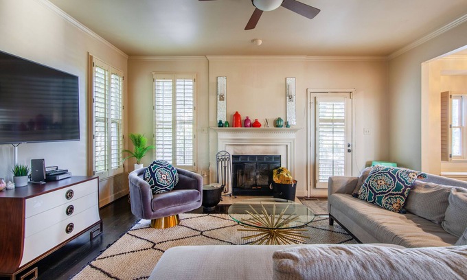 Ashton Heights House | 2023 Renovation. Boho Zen + Chic North Arlington. Great Location. Safe. Quiet