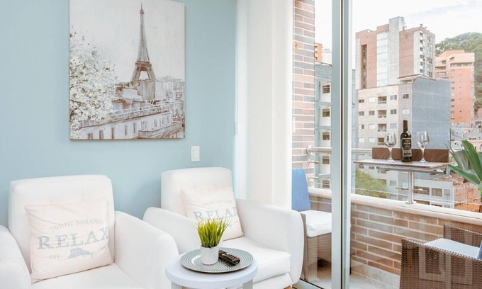 Sabaneta Condo | 2024 New boutique 2B/1B balcony condo in famous Parque de Sabaneta