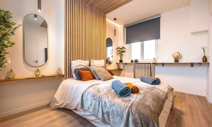 Montrouge Apartment | 20D-Renovated apartment walking distance to Paris