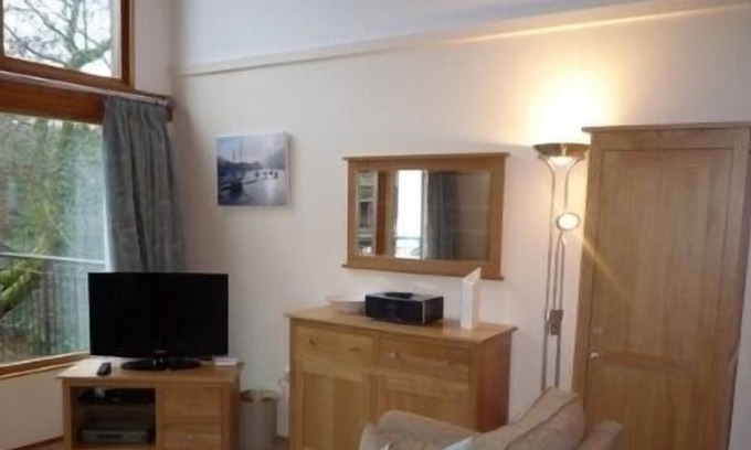 Keswick Cabin | 21 KESWICK BRIDGE, family friendly, with a garden in Keswick