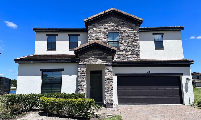 Haines City House | 210BP: ADA 4 Bed Large Private Pool Home-Near Legoland-Resort Amenities