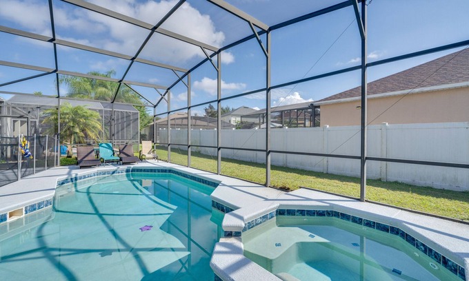 Kissimmee House | 22 Mi to Disney: Kissimmee Home w/Pool & Hot Tub