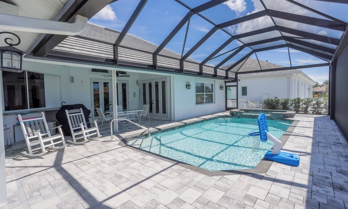 Marco Island House | 234 Grapewood Court - Perfect Retreat!