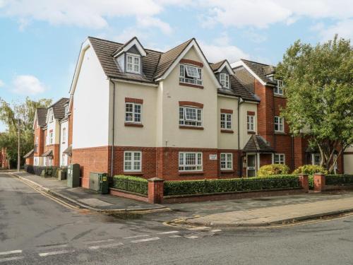 Handforth Apartment | 24 Wilmslow Court