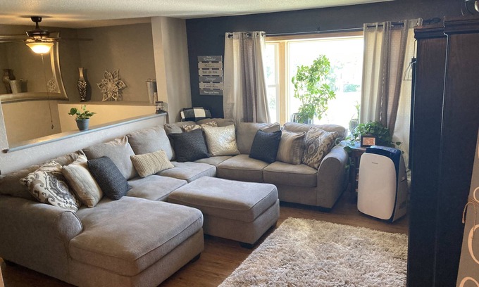 Blackhawk House | 25 minutes to Sturgis Rally!