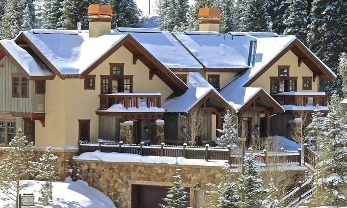 Copper Mountain Village House | 25% Off April Dates - Spring Skiing At It's Best!