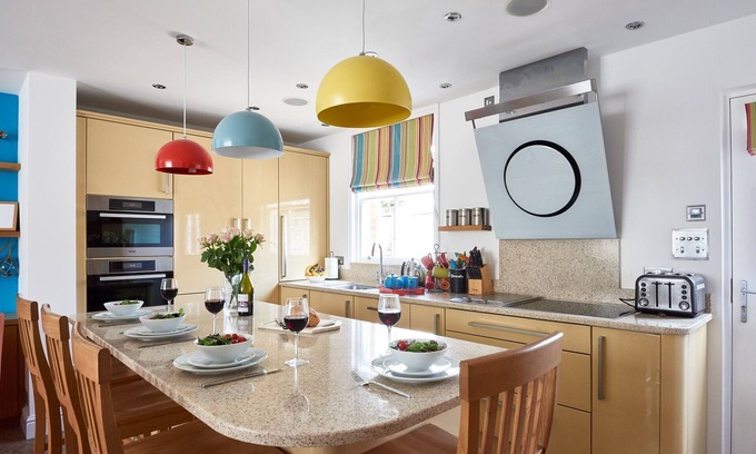 Aldeburgh Cottage | 252 Aldeburgh Townhouse, Aldeburgh High St - Only a stones throw from the beach - Aldeburgh Coastal