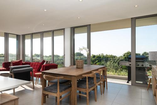 Hillhead Apartment | 254 Ocean Dune Sibaya