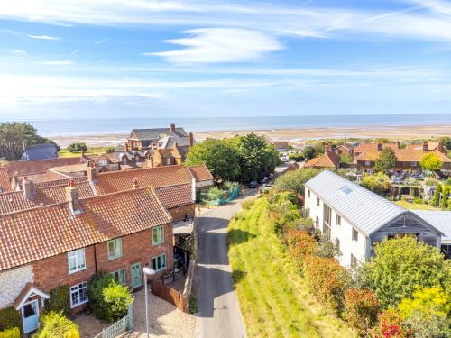 Hunstanton House | 27 Sea Lane