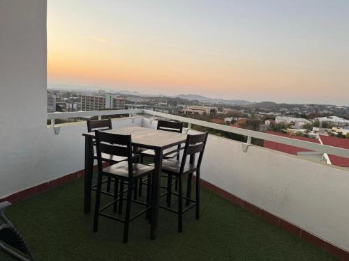 Klein Windhoek Apartment | 270 Degree City View Serenity