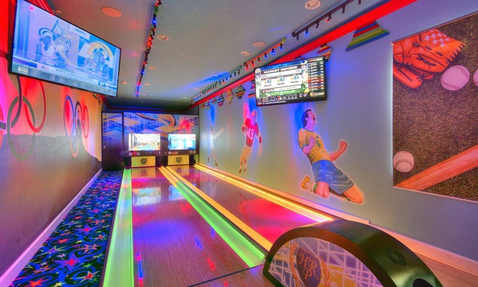 Kissimmee House | 28 Bedrooms Sports & Safari Bowling Mansions, SIDE BY SIDE, Sleep 80