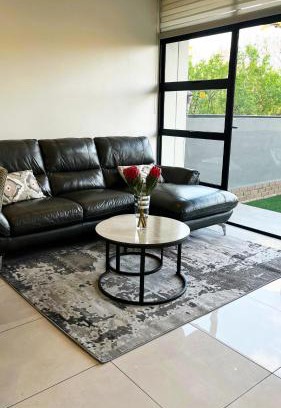 Greater Johannesburg Metropolitan Area Apartment | 2BR-2BA - Rivonia Residence 2