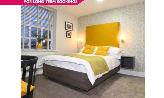 Preston Apartment | 2BR 2BATH Flat in Central Preston for 5 Guests